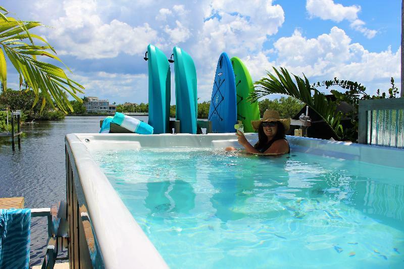 Latitude 26 Waterfront Boutique Resort - Bonita Springs Eksteriør billede